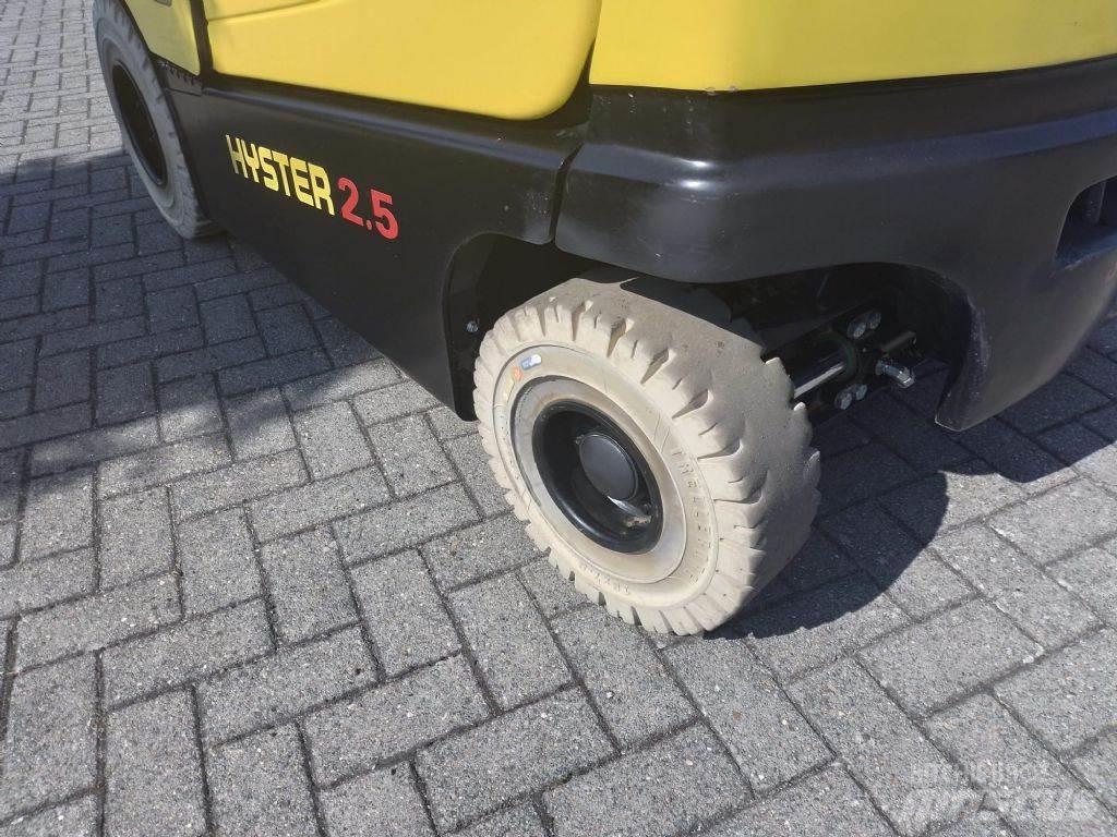 Hyster J2.5XN شاحنات ذات رافعات شوكية تعمل بالكهرباء