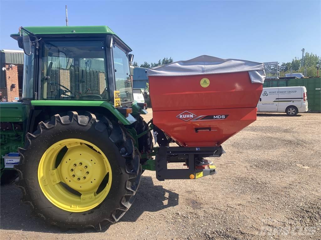 Kuhn MDS معدات فرد المواد المعدنية