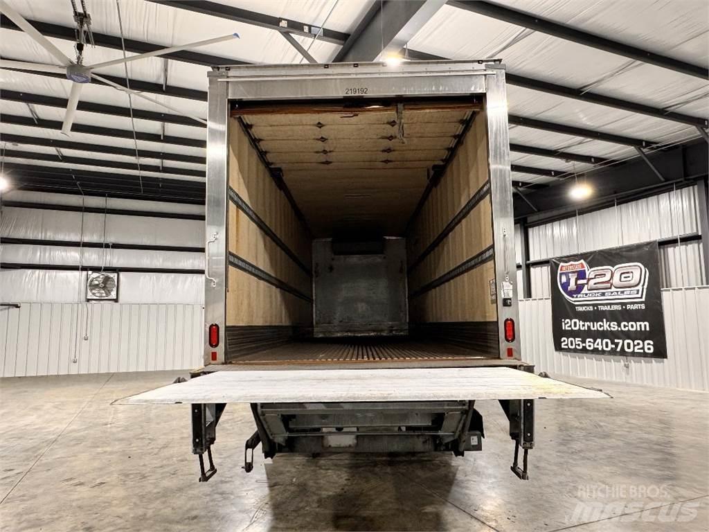 Freightliner M2 106 شاحنات بدرجة حرارة قابلة للضبط