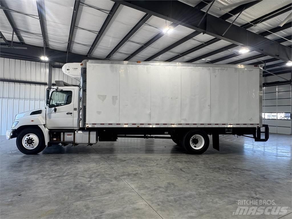 Hino 268 شاحنات بدرجة حرارة قابلة للضبط