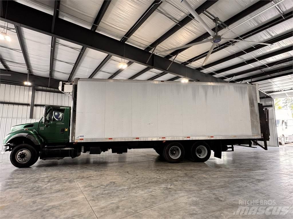 International 7600 شاحنات بدرجة حرارة قابلة للضبط