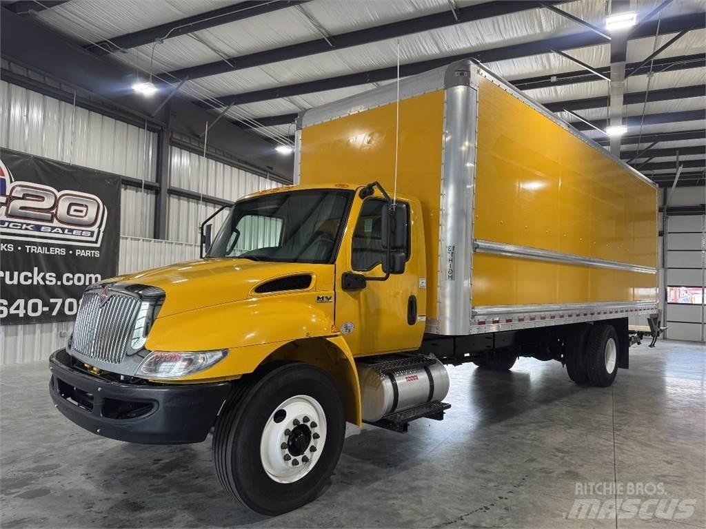 International MV607 شاحنات ذات هيكل صندوقي