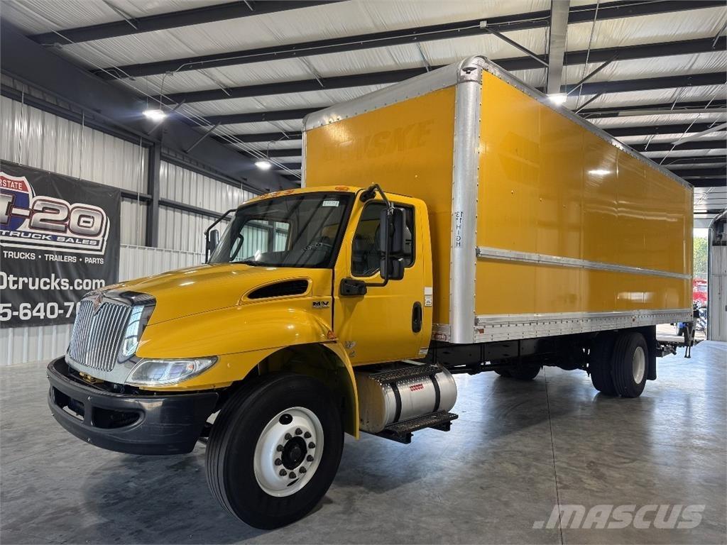 International MV607 شاحنات ذات هيكل صندوقي