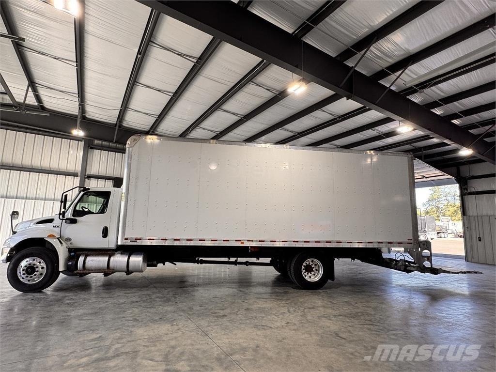 International MV607 شاحنات ذات هيكل صندوقي