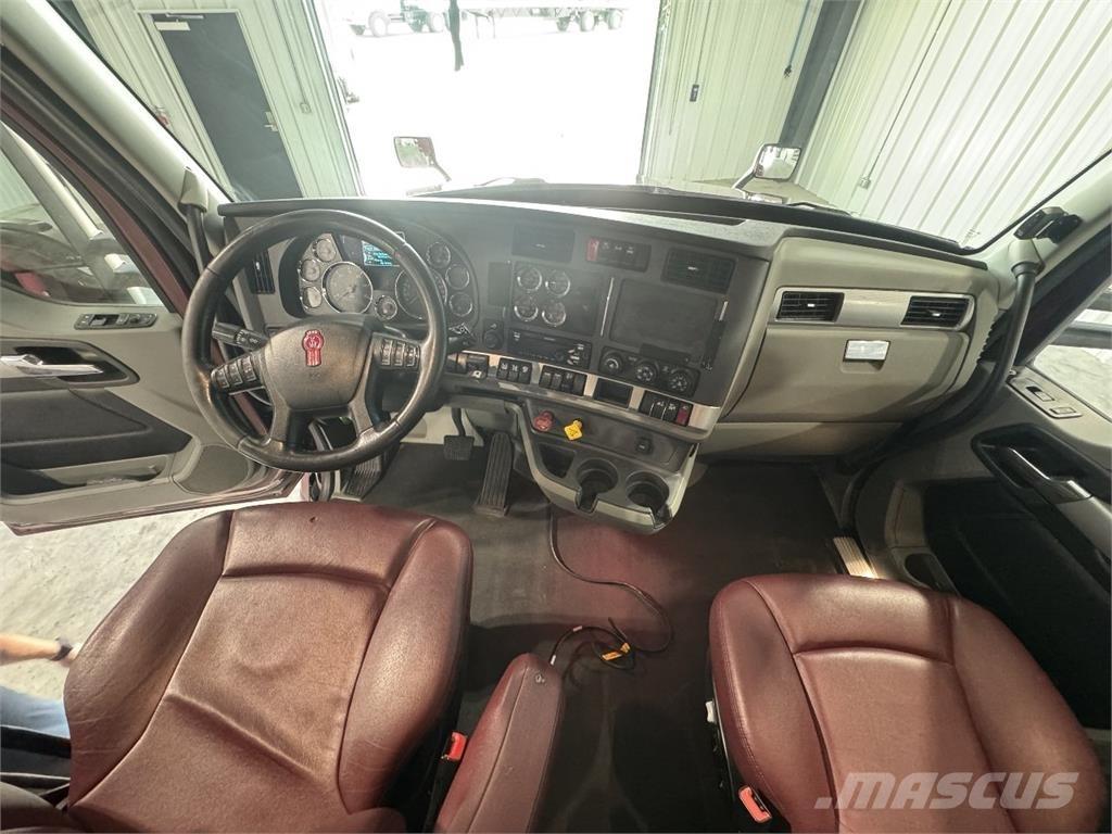 Kenworth T680 وحدات الجر