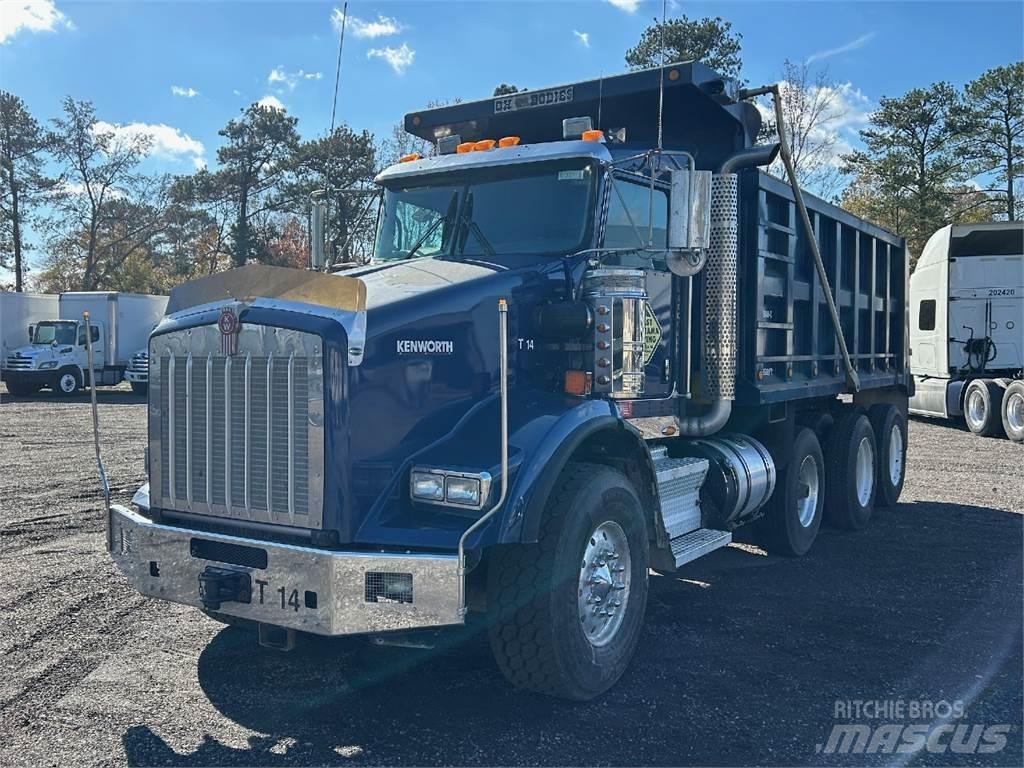 Kenworth T800 شاحنات قلابة