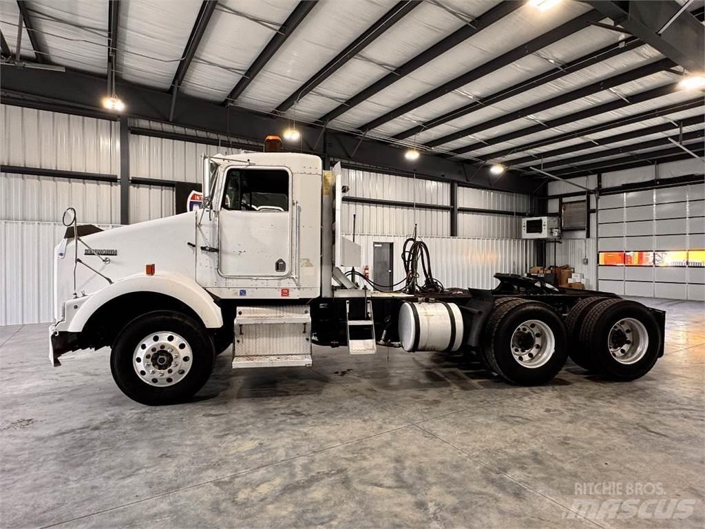 Kenworth T800 وحدات الجر