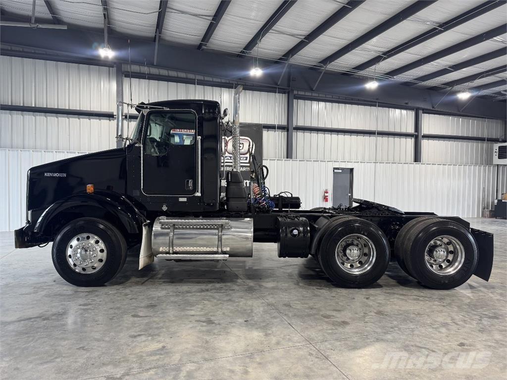 Kenworth T800 وحدات الجر