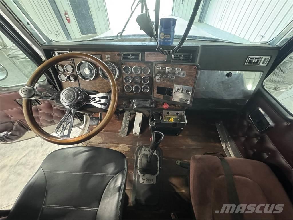Kenworth W900 وحدات الجر