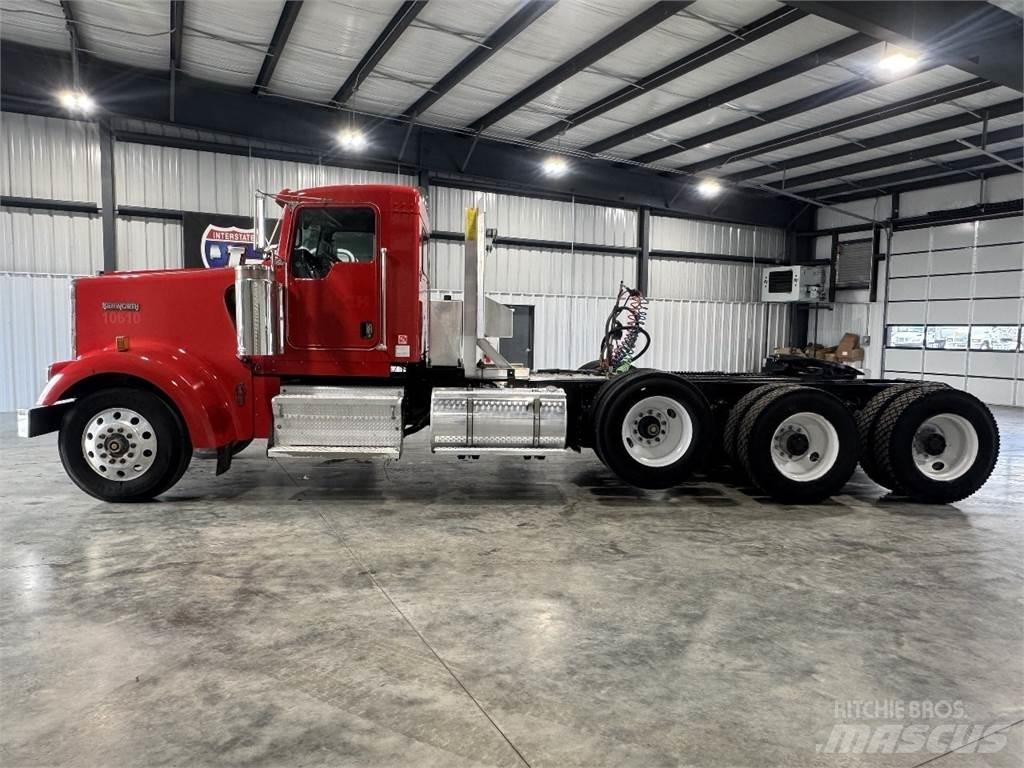 Kenworth W900L وحدات الجر