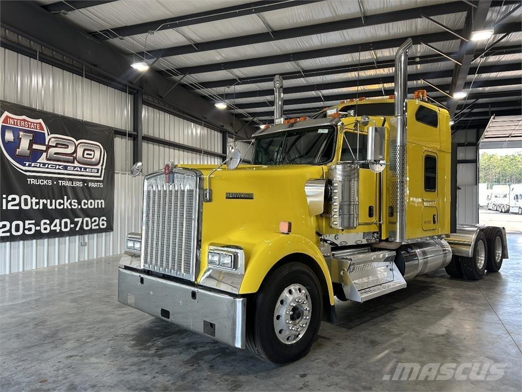 Kenworth W900L وحدات الجر