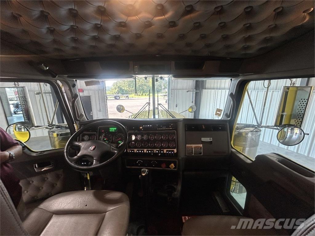 Kenworth W900L وحدات الجر