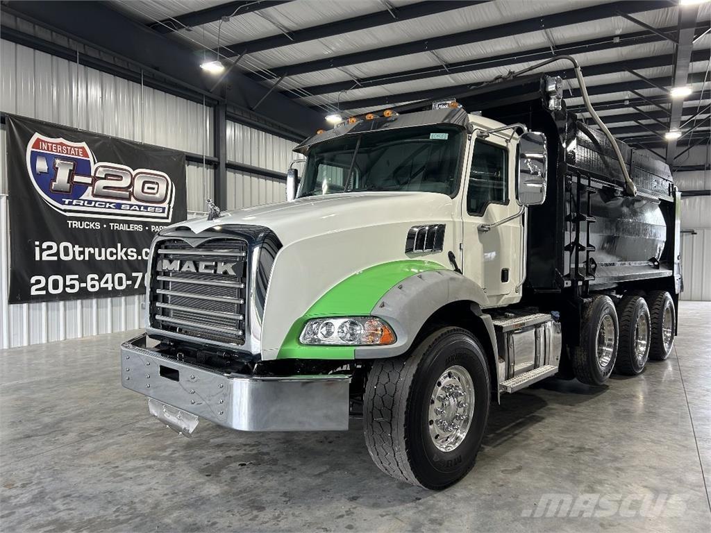 Mack Granite شاحنات قلابة