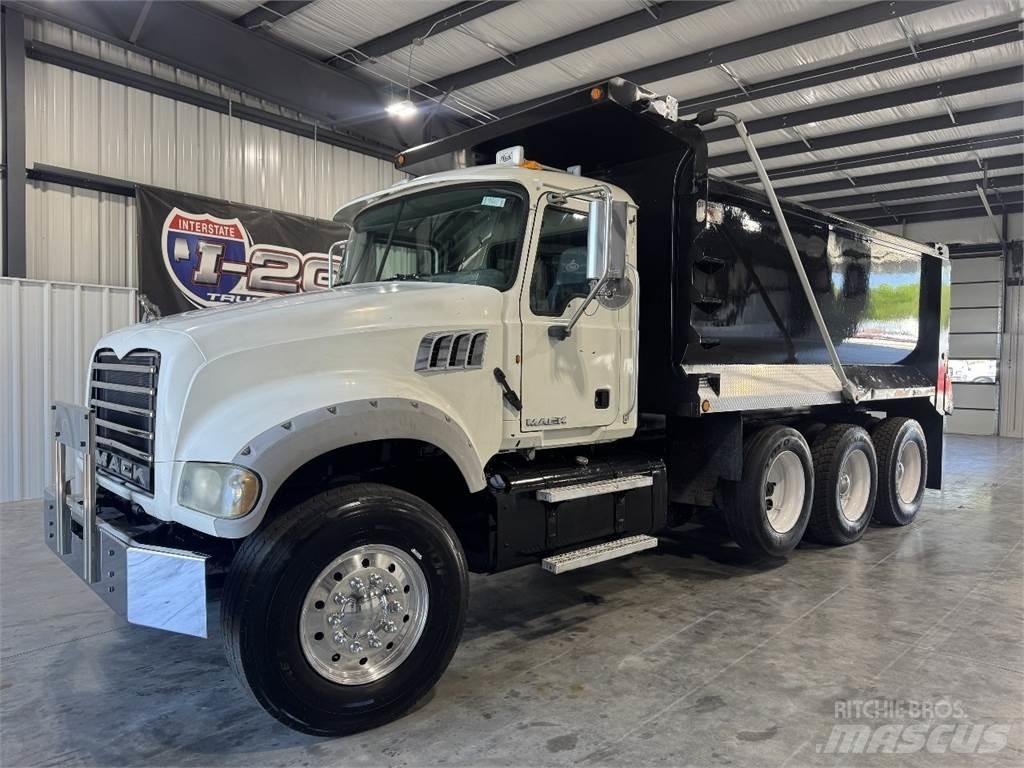 Mack GU713 شاحنات قلابة