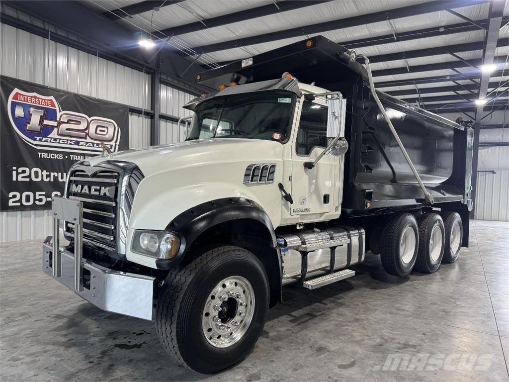 Mack GU713 شاحنات قلابة