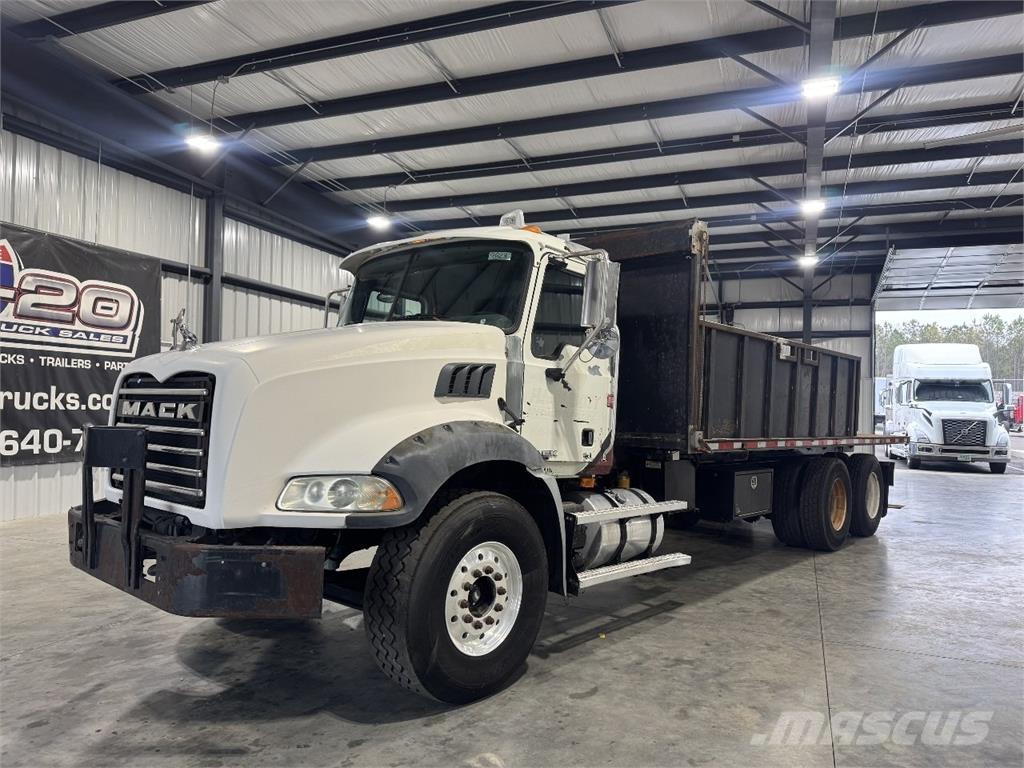 Mack GU813 منصات