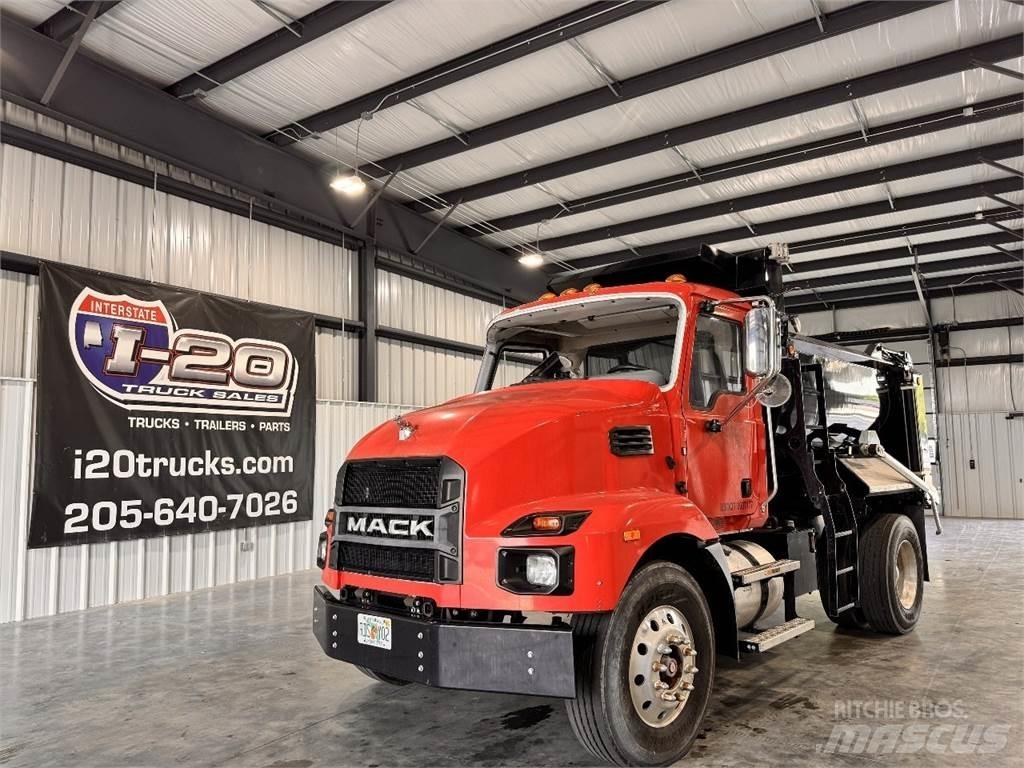 Mack MD6 شاحنات قلابة