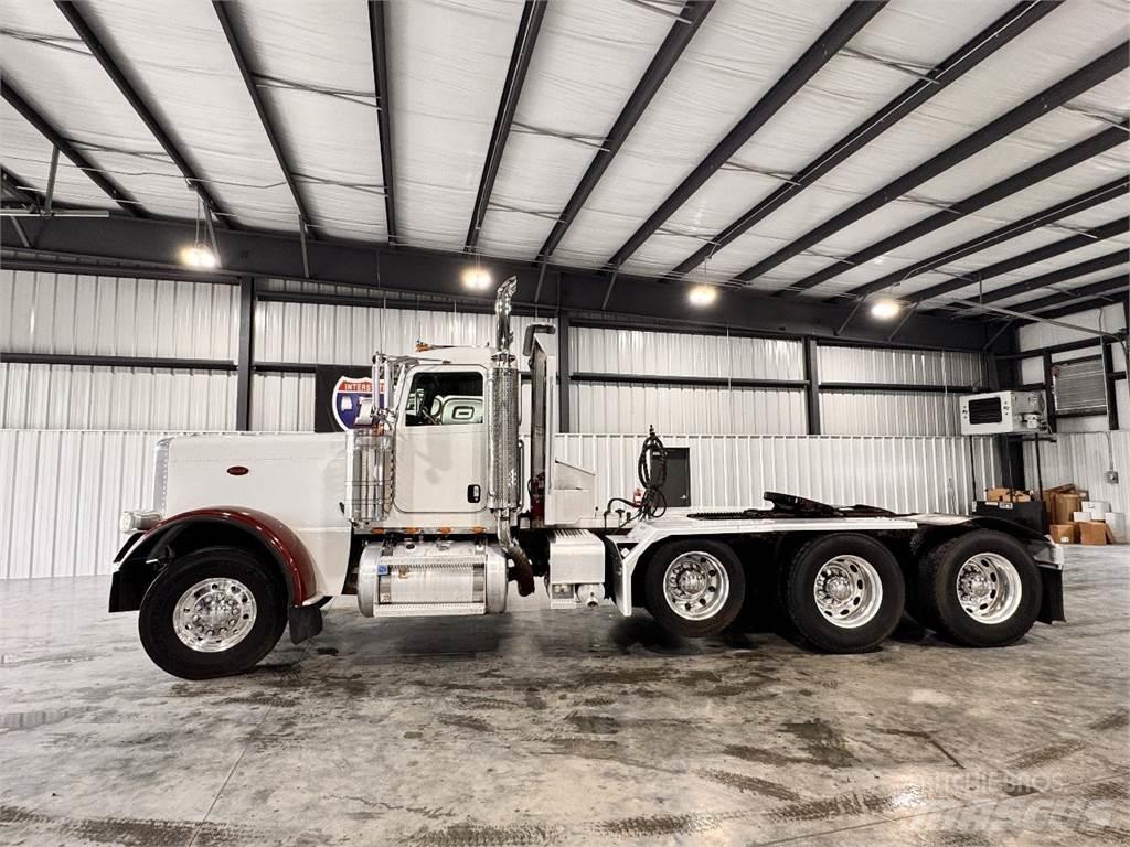 Peterbilt 389 وحدات الجر