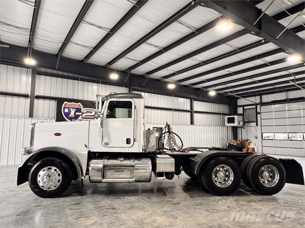 Peterbilt 389 وحدات الجر