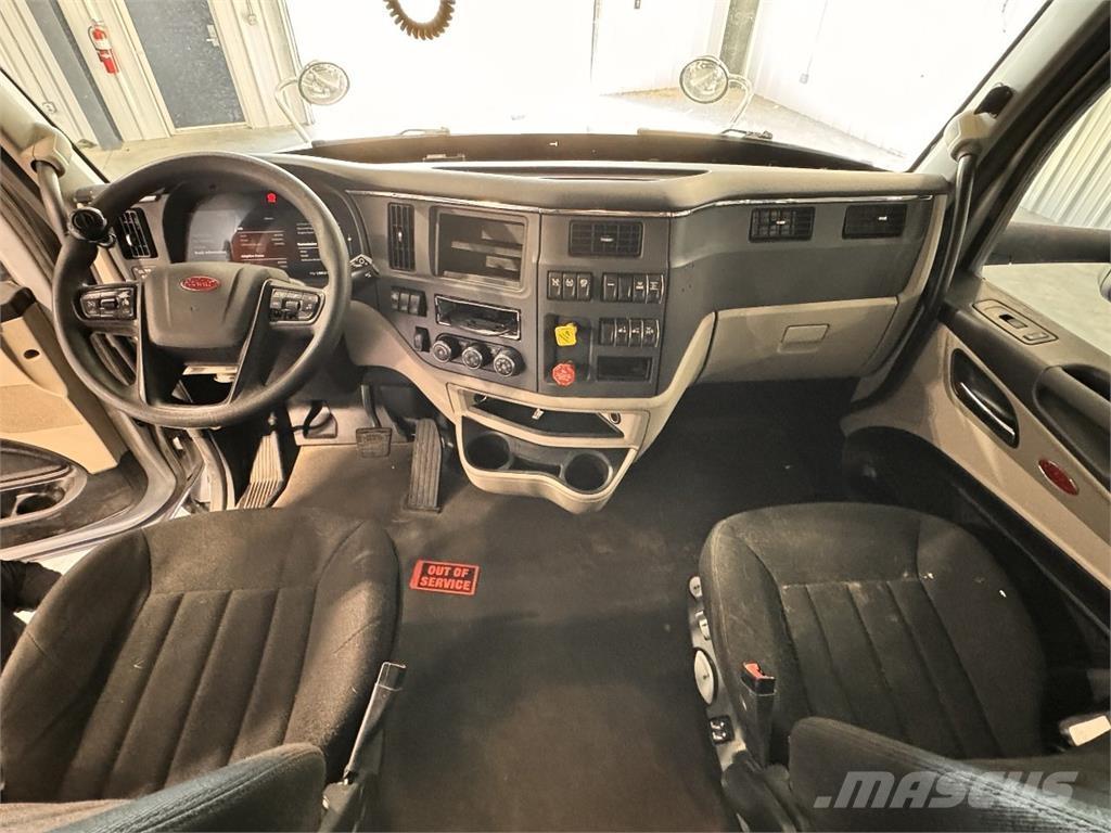 Peterbilt 567 وحدات الجر