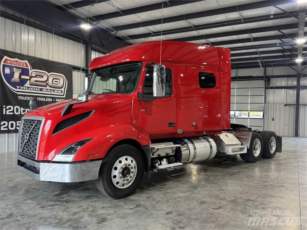 Volvo VNL740 وحدات الجر