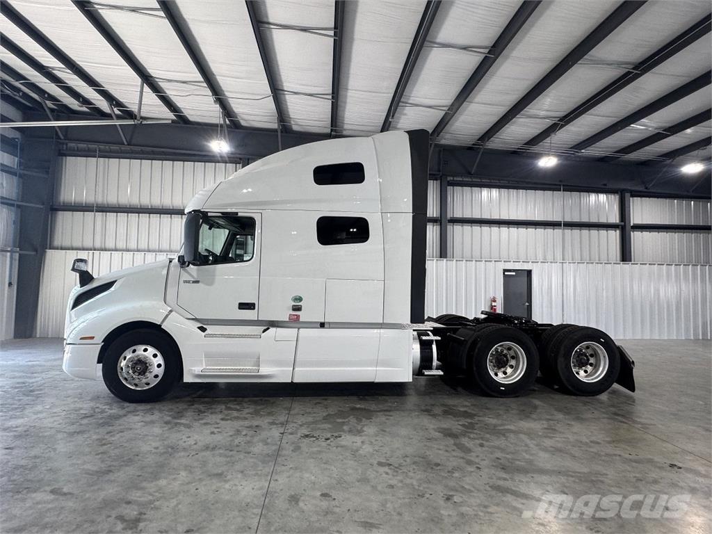 Volvo VNL760 وحدات الجر