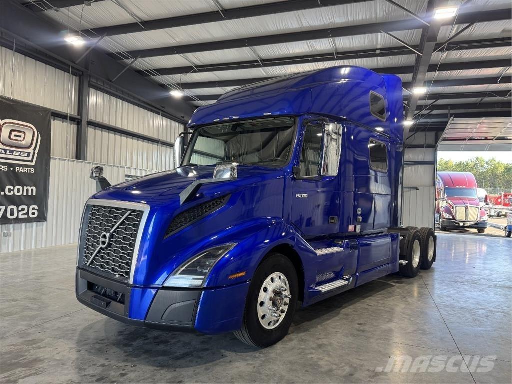 Volvo VNL860 وحدات الجر