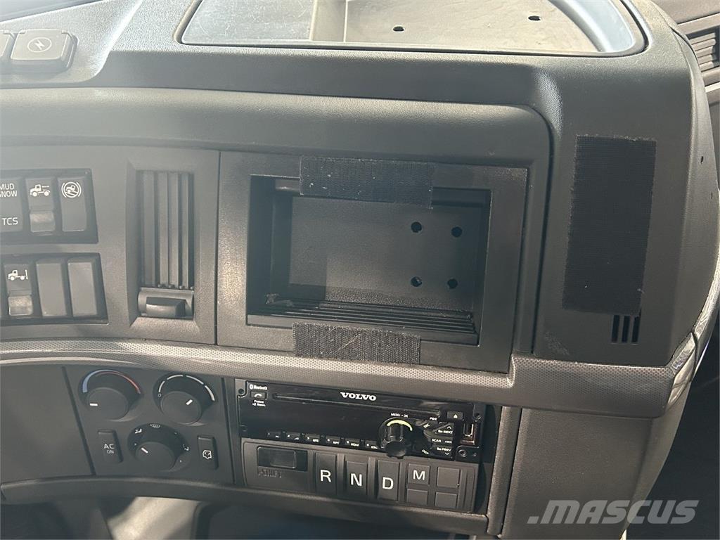 Volvo VNL860 وحدات الجر