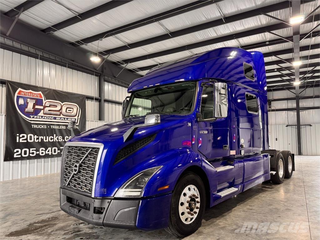 Volvo VNL860 وحدات الجر