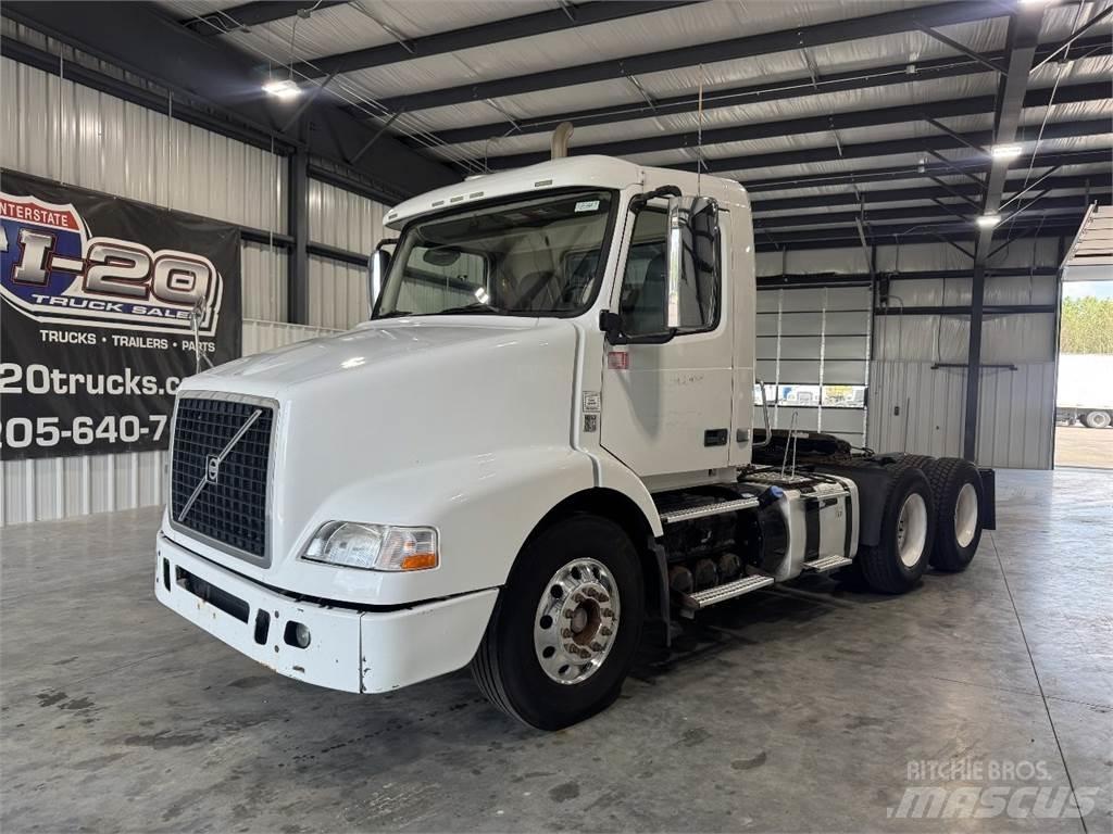 Volvo VNM وحدات الجر