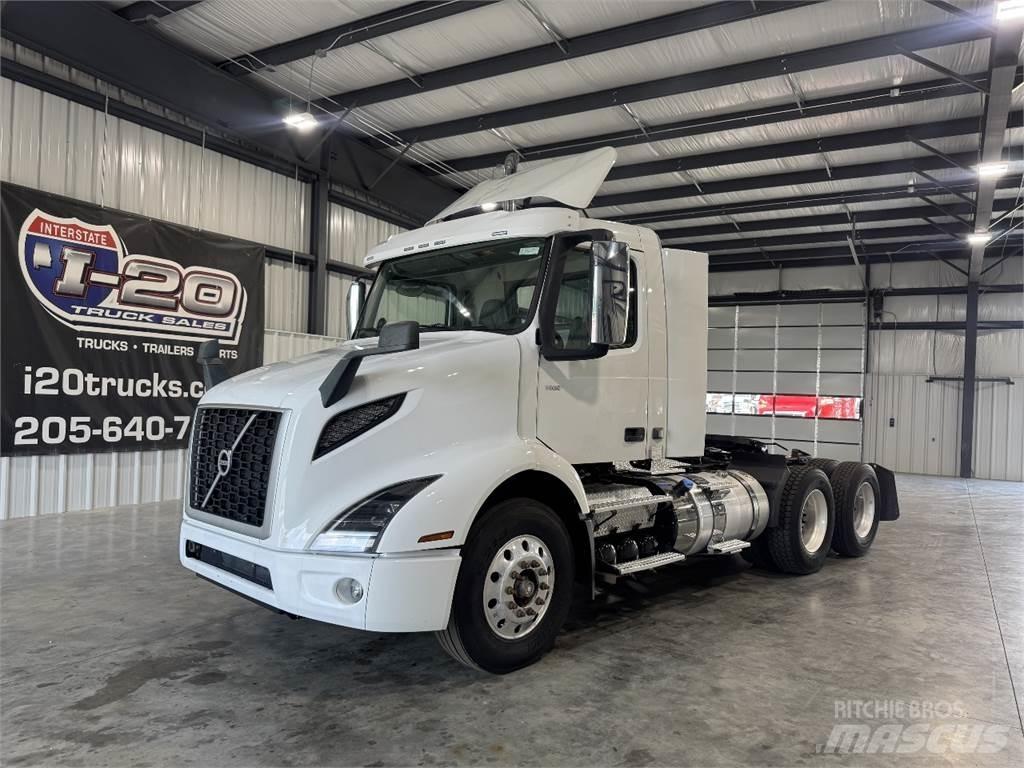 Volvo VNR64T300 وحدات الجر