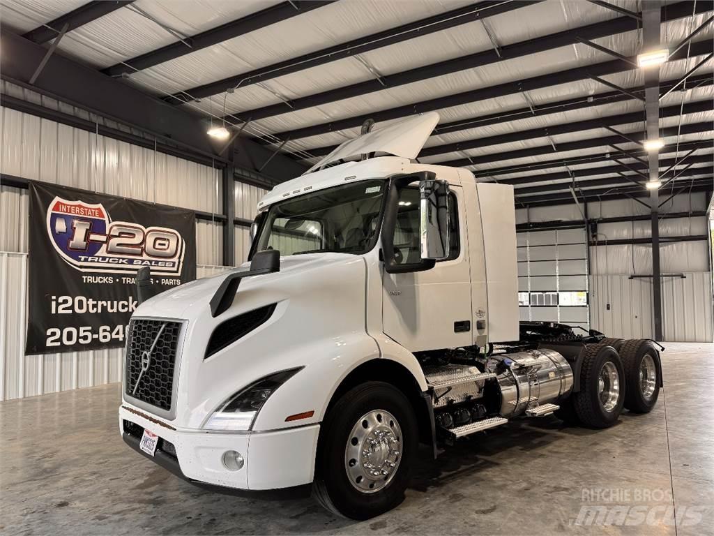 Volvo VNR64T300 وحدات الجر