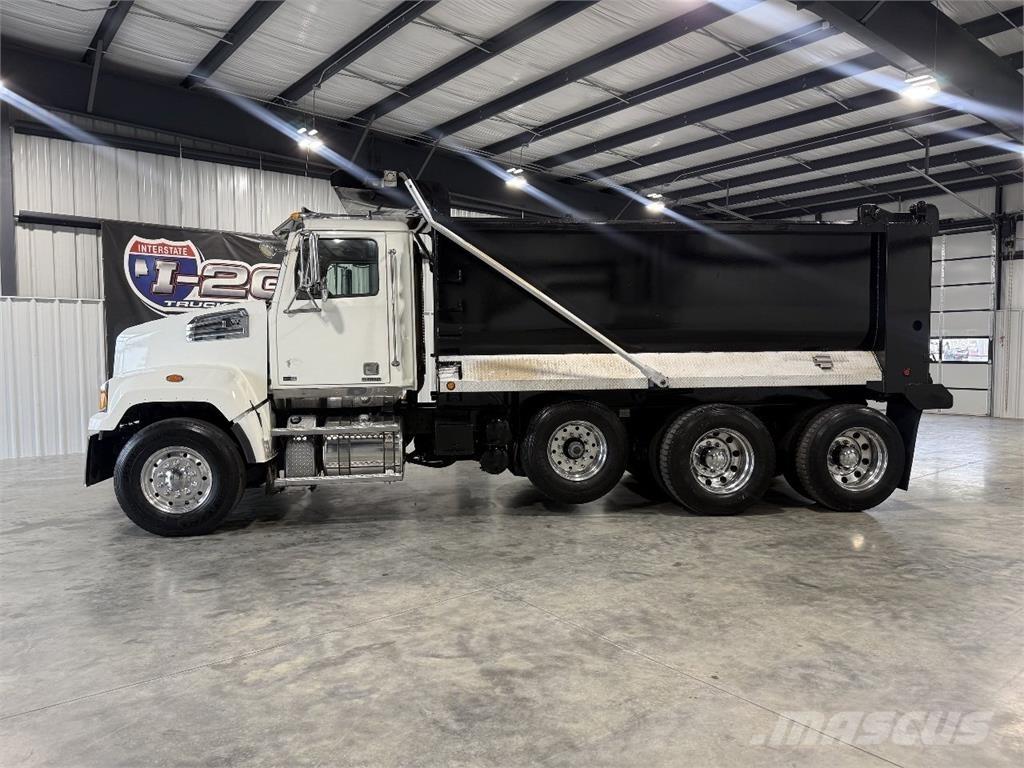 Western Star 4700SF شاحنات قلابة
