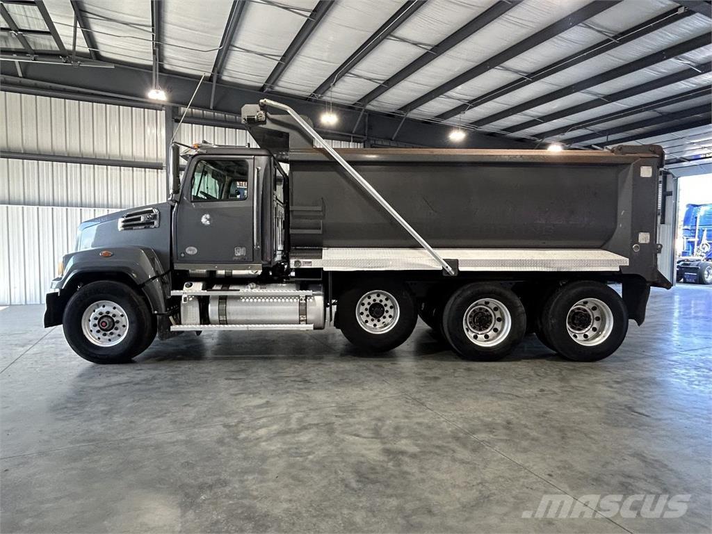 Western Star 4700SF شاحنات قلابة