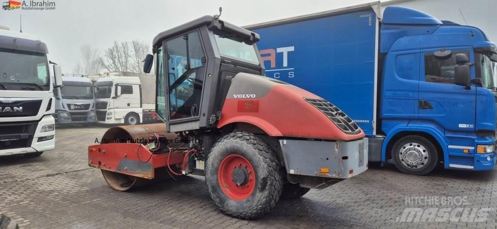 Volvo SD77 DX مداحل متنوعة