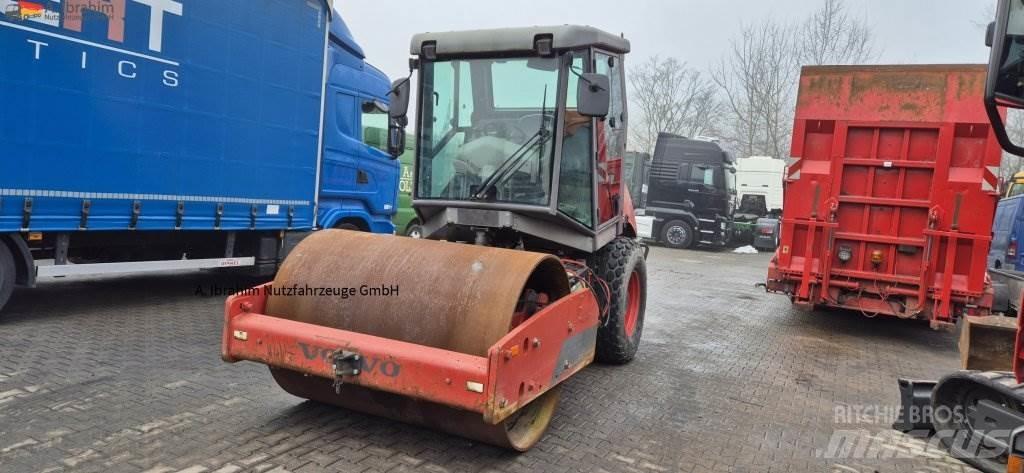 Volvo SD77 DX مداحل متنوعة