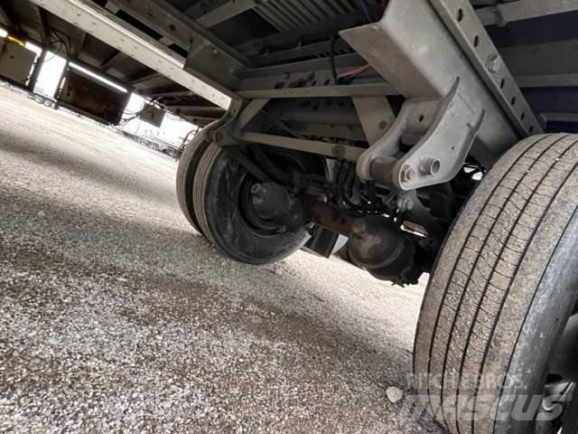 Wabash 28FT PUP TRAILER مقطورات قلابة