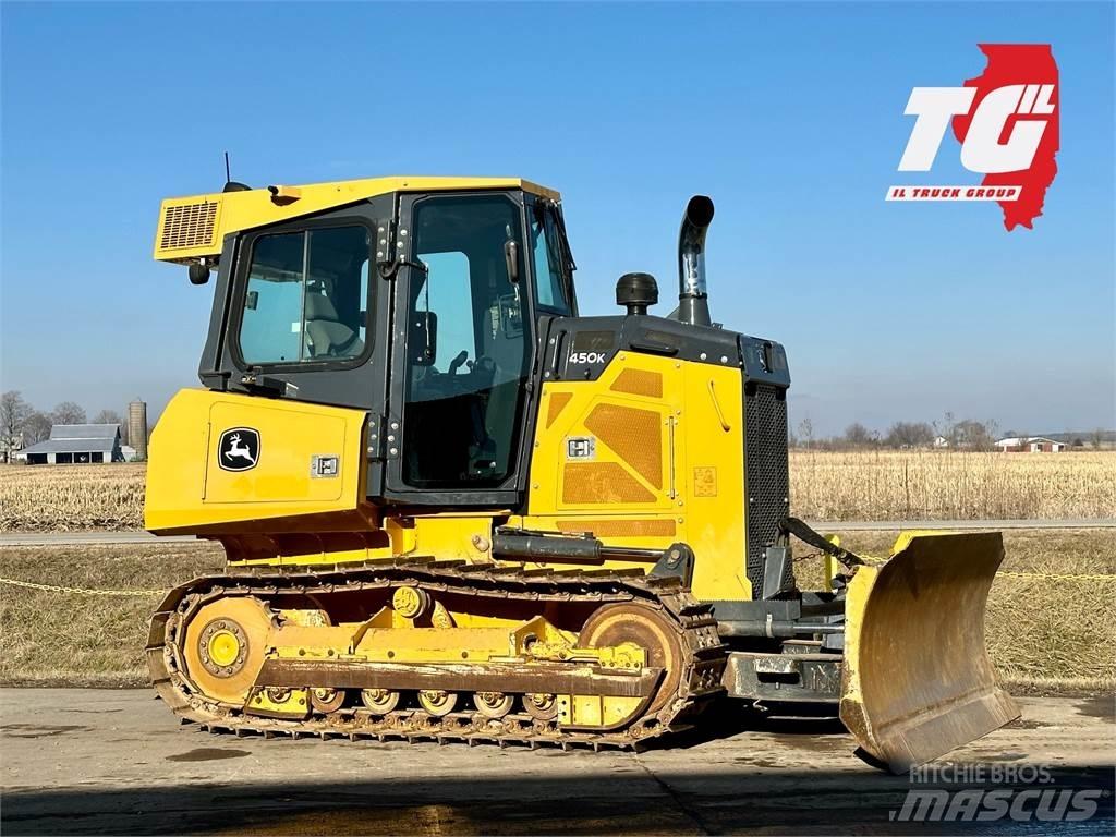 John Deere 450K بلدوزرات مجنزرة