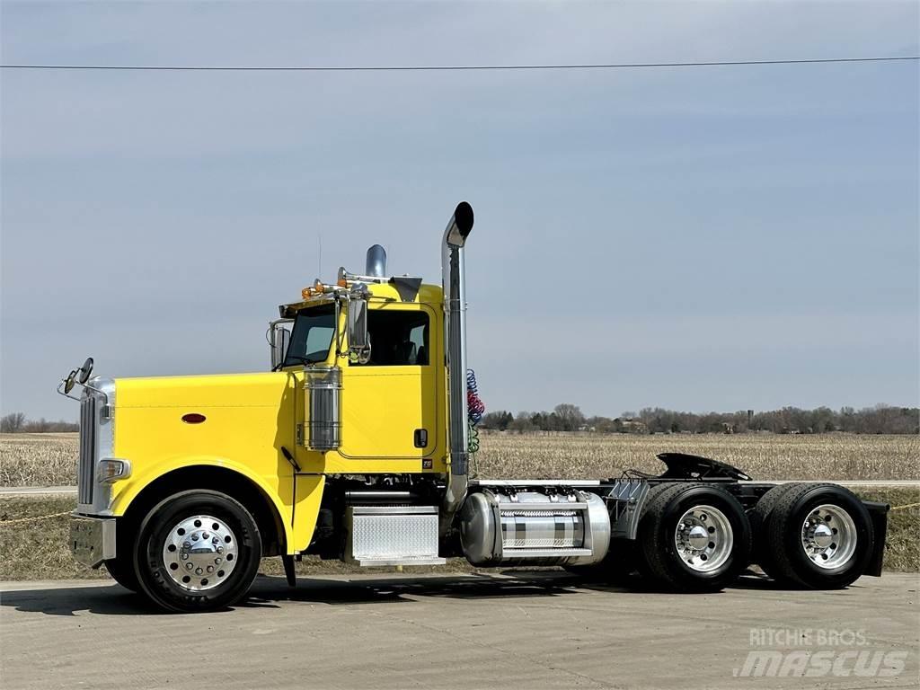 Peterbilt 389 وحدات الجر