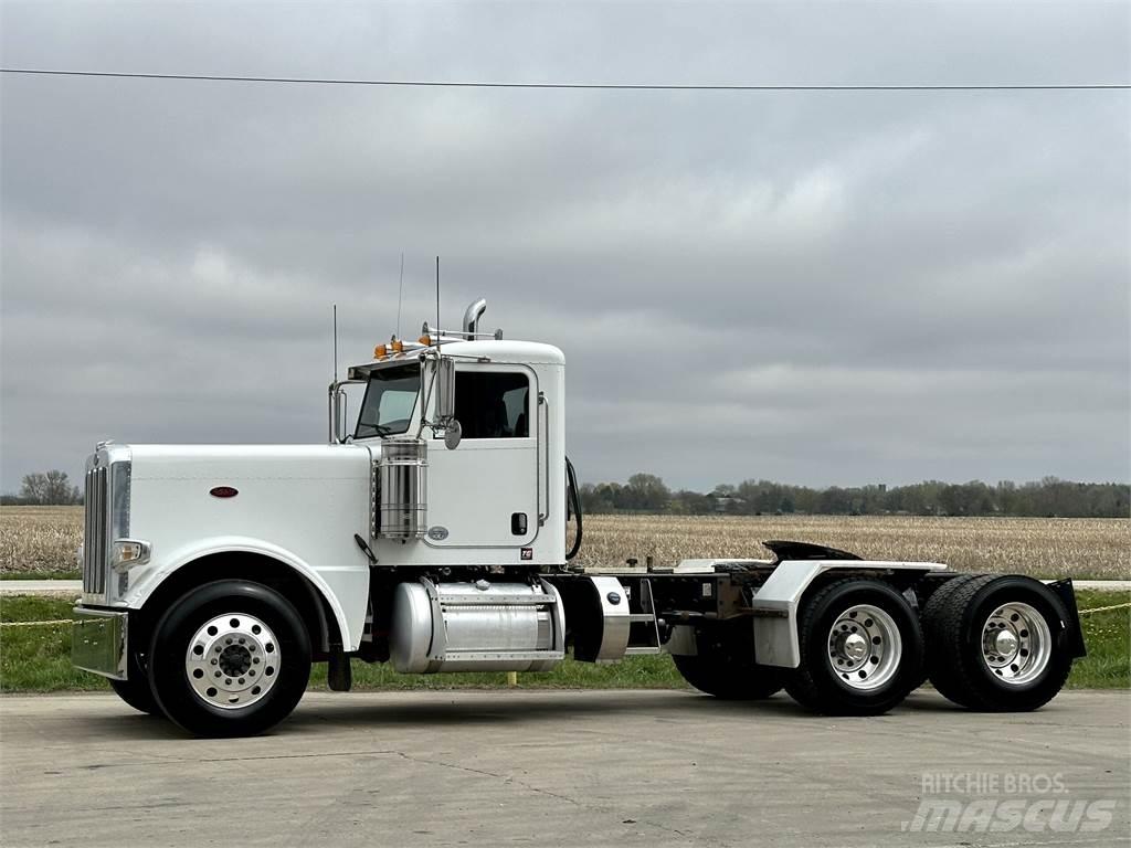 Peterbilt 389 وحدات الجر