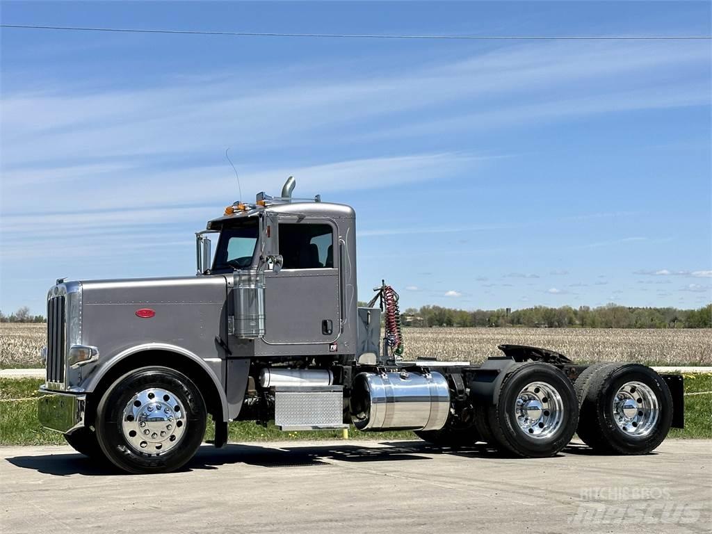 Peterbilt 389 وحدات الجر