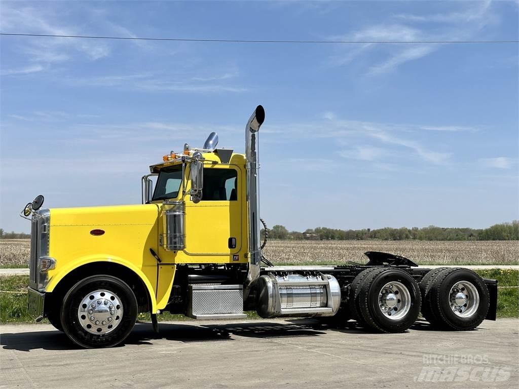 Peterbilt 389 وحدات الجر