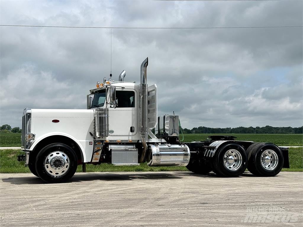 Peterbilt 389 وحدات الجر