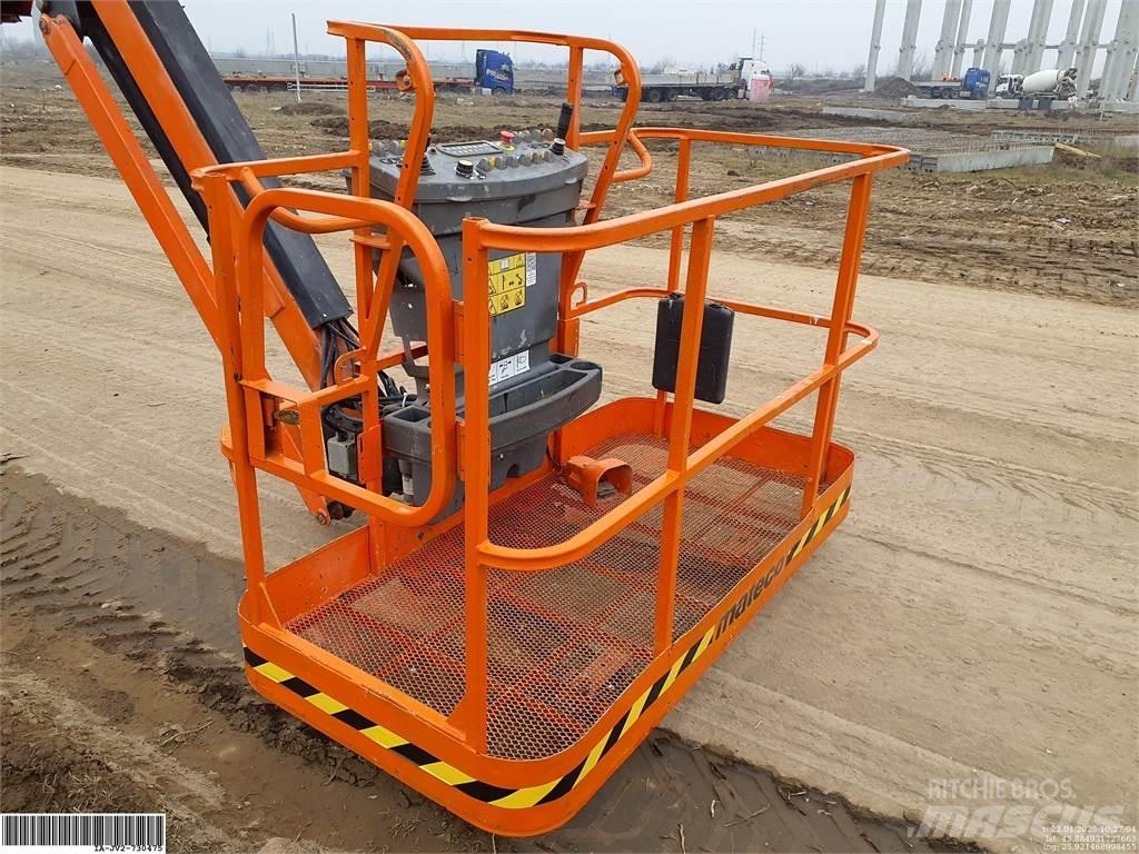 JLG 860SJ رافعات سلة مفصلية
