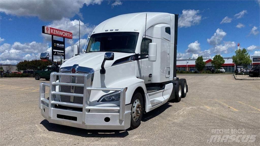 Kenworth T680 وحدات الجر