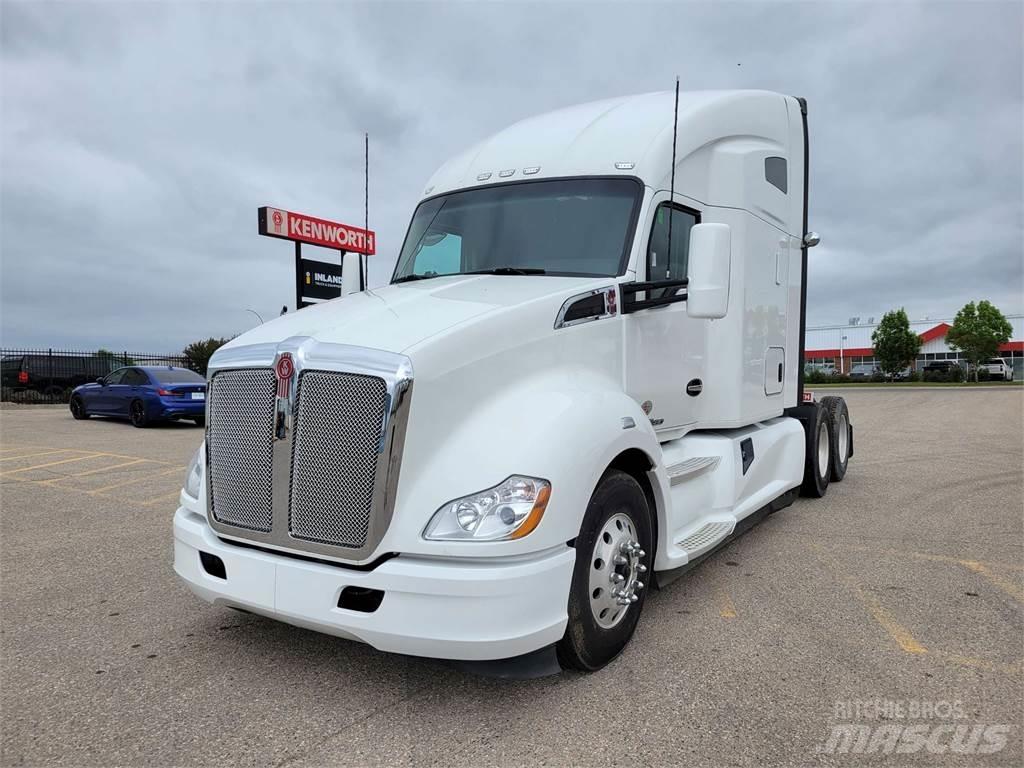 Kenworth T680 وحدات الجر