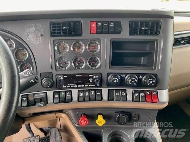 Kenworth T680 وحدات الجر