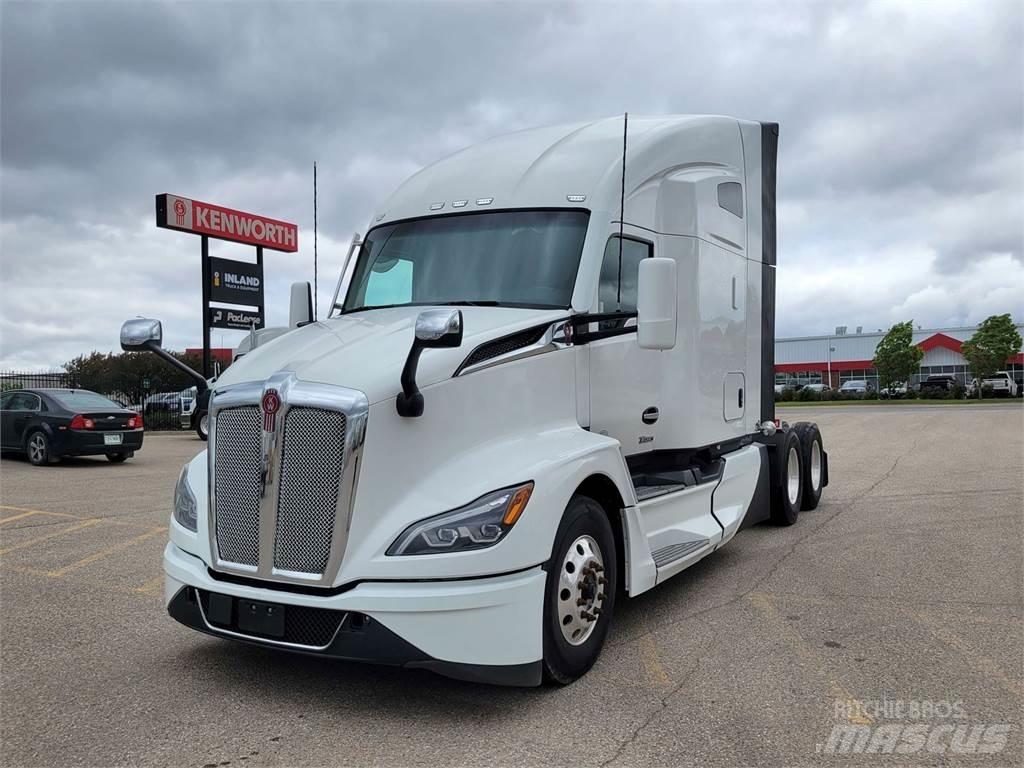 Kenworth T680 وحدات الجر
