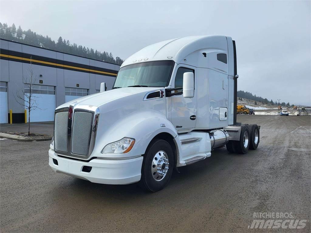 Kenworth T680 وحدات الجر