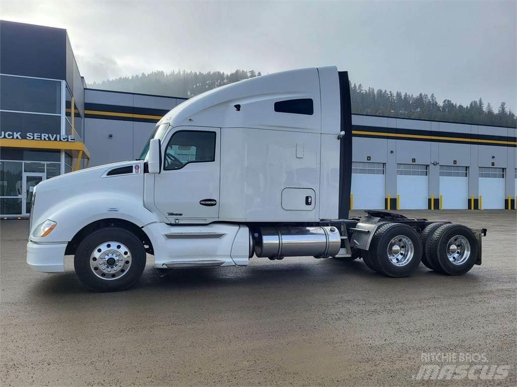 Kenworth T680 وحدات الجر